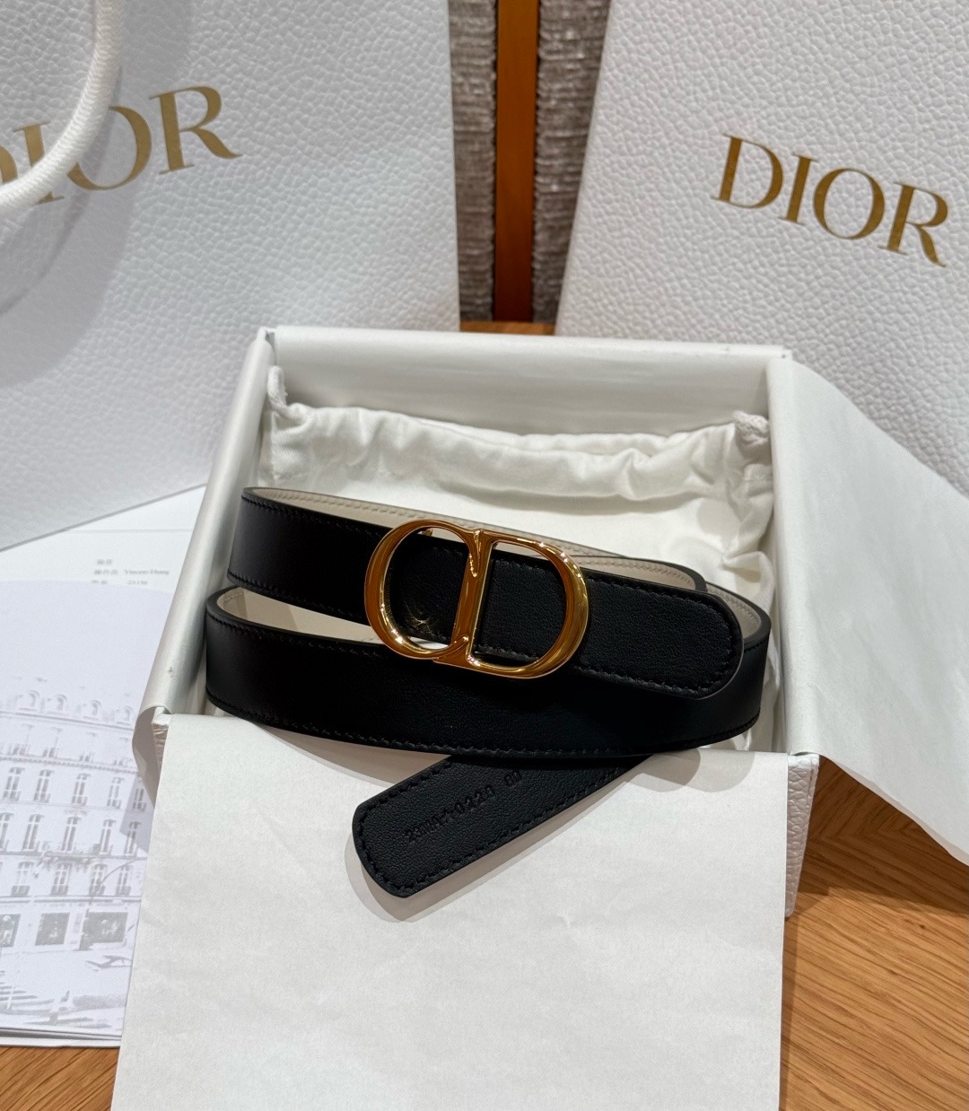 迪家✨Icon Reversible Belt 20MM双面Icon腰带 这款Icon腰带由乔纳森·安德森(Jonath
