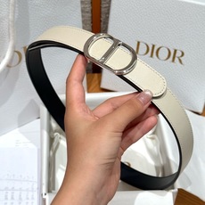 迪家✨Icon Reversible Belt 20MM双面Icon腰带 这款Icon腰带由乔纳森·安德森(Jonath 迪家✨Icon Reversible Belt 20MM双面Icon腰带 这款Icon腰带由乔纳森·安德森(Jonath