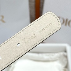 迪家✨Icon Reversible Belt 20MM双面Icon腰带 这款Icon腰带由乔纳森·安德森(Jonath 迪家✨Icon Reversible Belt 20MM双面Icon腰带 这款Icon腰带由乔纳森·安德森(Jonath