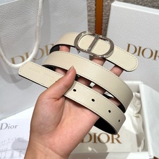 迪家✨Icon Reversible Belt 20MM双面Icon腰带 这款Icon腰带由乔纳森·安德森(Jonath 迪家✨Icon Reversible Belt 20MM双面Icon腰带 这款Icon腰带由乔纳森·安德森(Jonath