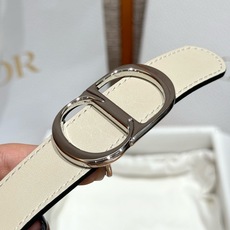 迪家✨Icon Reversible Belt 20MM双面Icon腰带 这款Icon腰带由乔纳森·安德森(Jonath 迪家✨Icon Reversible Belt 20MM双面Icon腰带 这款Icon腰带由乔纳森·安德森(Jonath