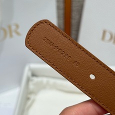 迪家✨Icon Reversible Belt 20MM双面Icon腰带 这款Icon腰带由乔纳森·安德森(Jonath 迪家✨Icon Reversible Belt 20MM双面Icon腰带 这款Icon腰带由乔纳森·安德森(Jonath