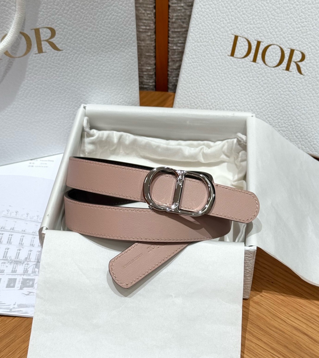 迪家✨Icon Reversible Belt 20MM双面Icon腰带 这款Icon腰带由乔纳森·安德森(Jonath