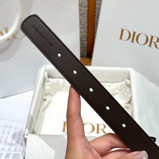 迪家✨Icon Reversible Belt 20MM双面Icon腰带 这款Icon腰带由乔纳森·安德森(Jonath 迪家✨Icon Reversible Belt 20MM双面Icon腰带 这款Icon腰带由乔纳森·安德森(Jonath