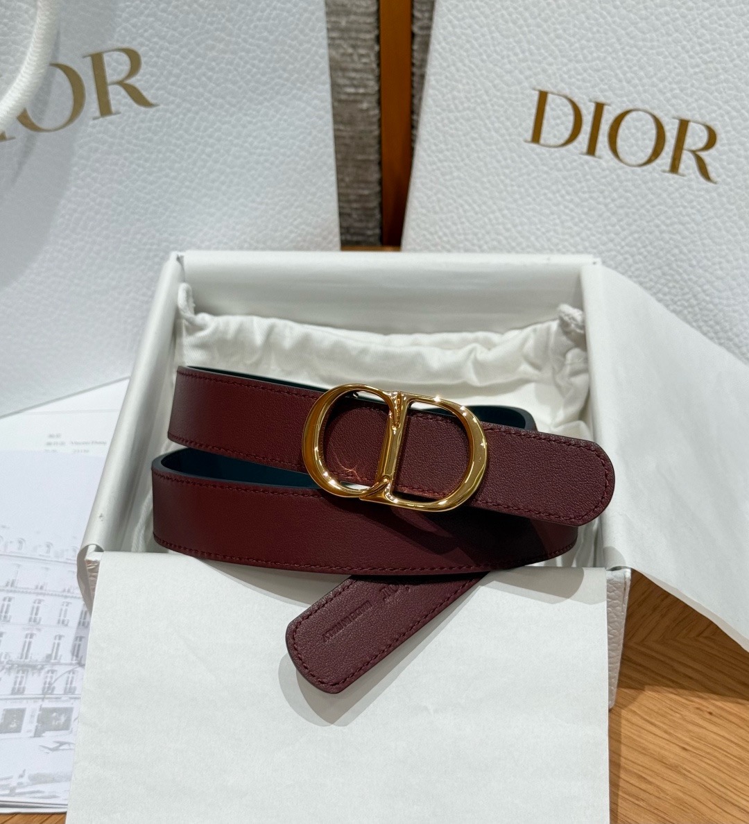 迪家✨Icon Reversible Belt 20MM双面Icon腰带 这款Icon腰带由乔纳森·安德森(Jonath