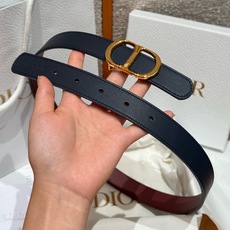 迪家✨Icon Reversible Belt 20MM双面Icon腰带 这款Icon腰带由乔纳森·安德森(Jonath 迪家✨Icon Reversible Belt 20MM双面Icon腰带 这款Icon腰带由乔纳森·安德森(Jonath