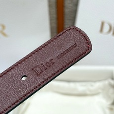 迪家✨Icon Reversible Belt 20MM双面Icon腰带 这款Icon腰带由乔纳森·安德森(Jonath 迪家✨Icon Reversible Belt 20MM双面Icon腰带 这款Icon腰带由乔纳森·安德森(Jonath