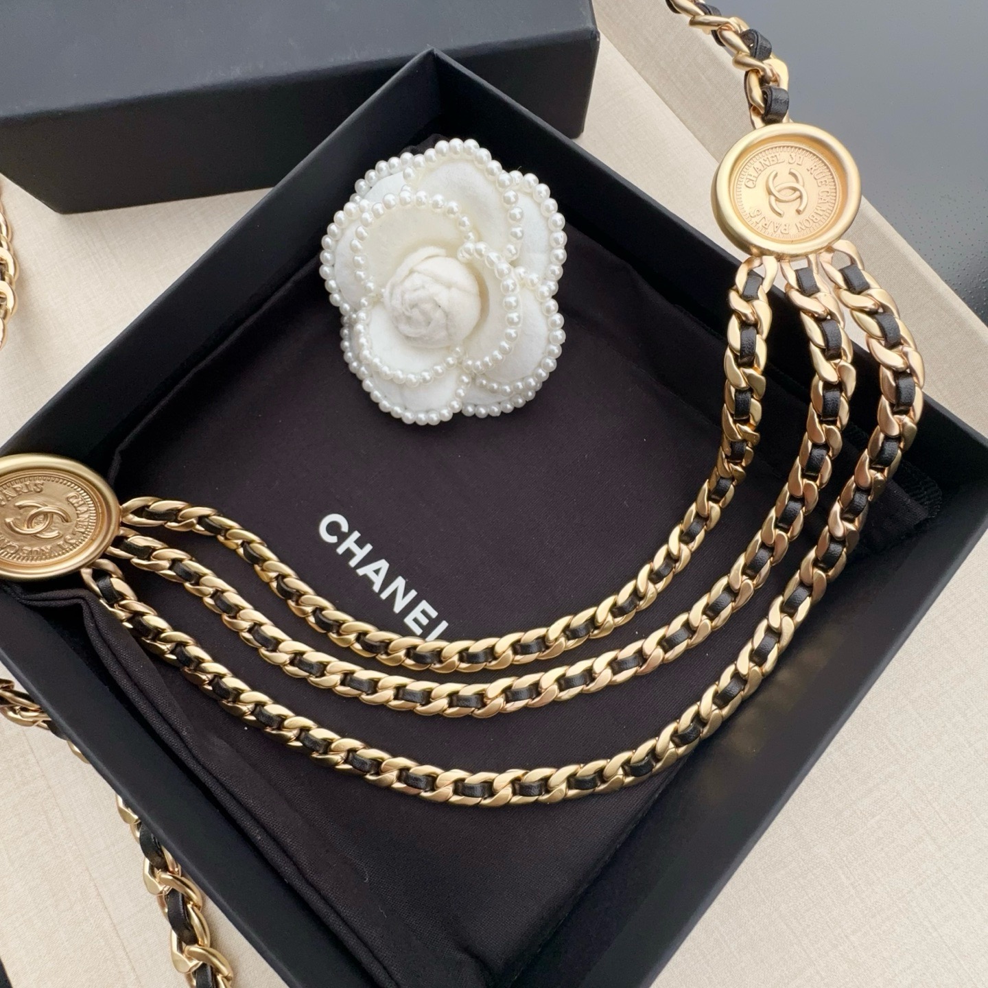 CHANEL 香奈儿、纯铜编织牛皮腰链、经典优雅、时尚百搭，长度：均码