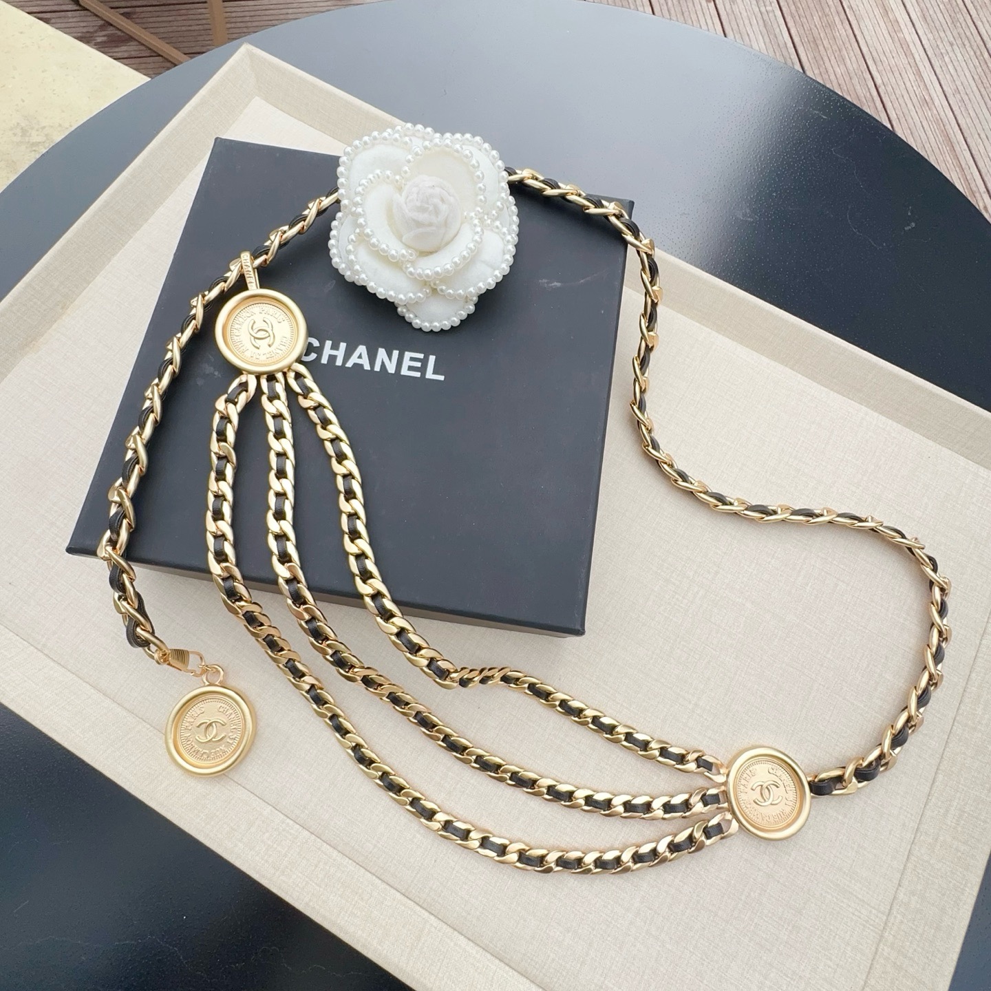 CHANEL 香奈儿、纯铜编织牛皮腰链、经典优雅、时尚百搭，长度：均码