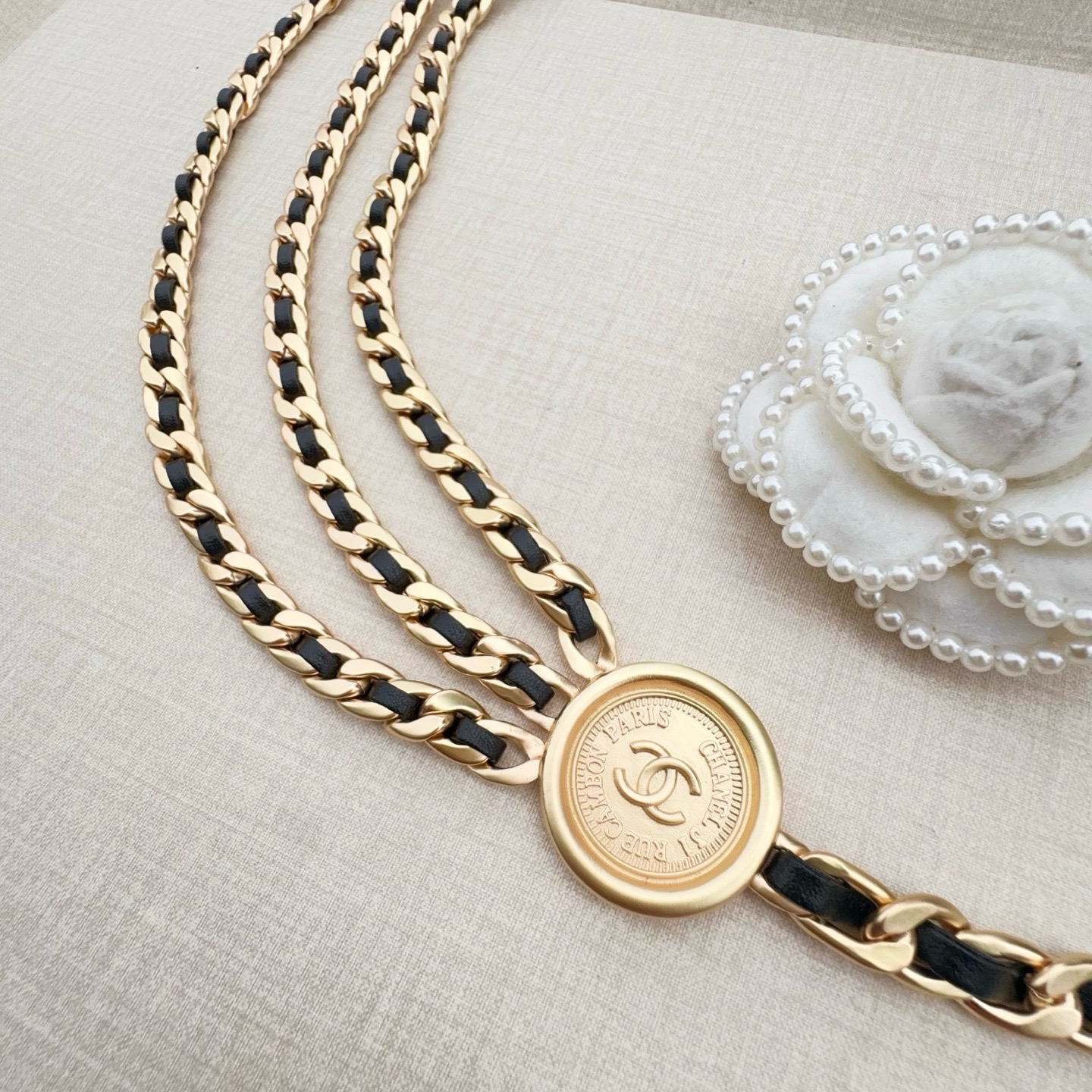 CHANEL 香奈儿、纯铜编织牛皮腰链、经典优雅、时尚百搭，长度：均码