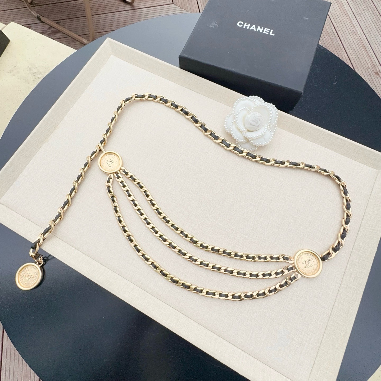 CHANEL 香奈儿、纯铜编织牛皮腰链、经典优雅、时尚百搭，长度：均码
