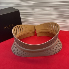 阿莱亚✨ Small corset belt in Vienne calfskin 小号Vienne镂空束腰腰带 199 阿莱亚✨ Small corset belt in Vienne calfskin 小号Vienne镂空束腰腰带 199