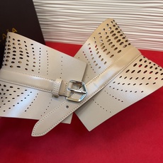 阿莱亚✨ Small corset belt in Vienne calfskin 小号Vienne镂空束腰腰带 199 阿莱亚✨ Small corset belt in Vienne calfskin 小号Vienne镂空束腰腰带 199