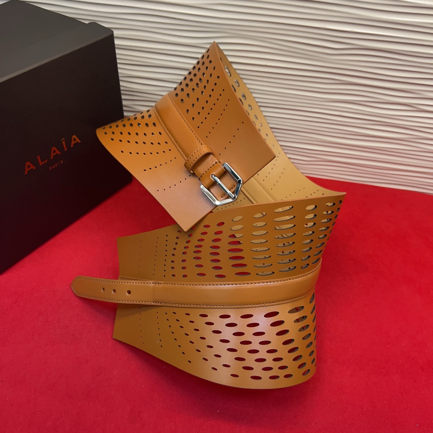 阿莱亚✨ Small corset belt in Vienne calfskin 小号Vienne镂空束腰腰带 199 阿莱亚✨ Small corset belt in Vienne calfskin 小号Vienne镂空束腰腰带 199