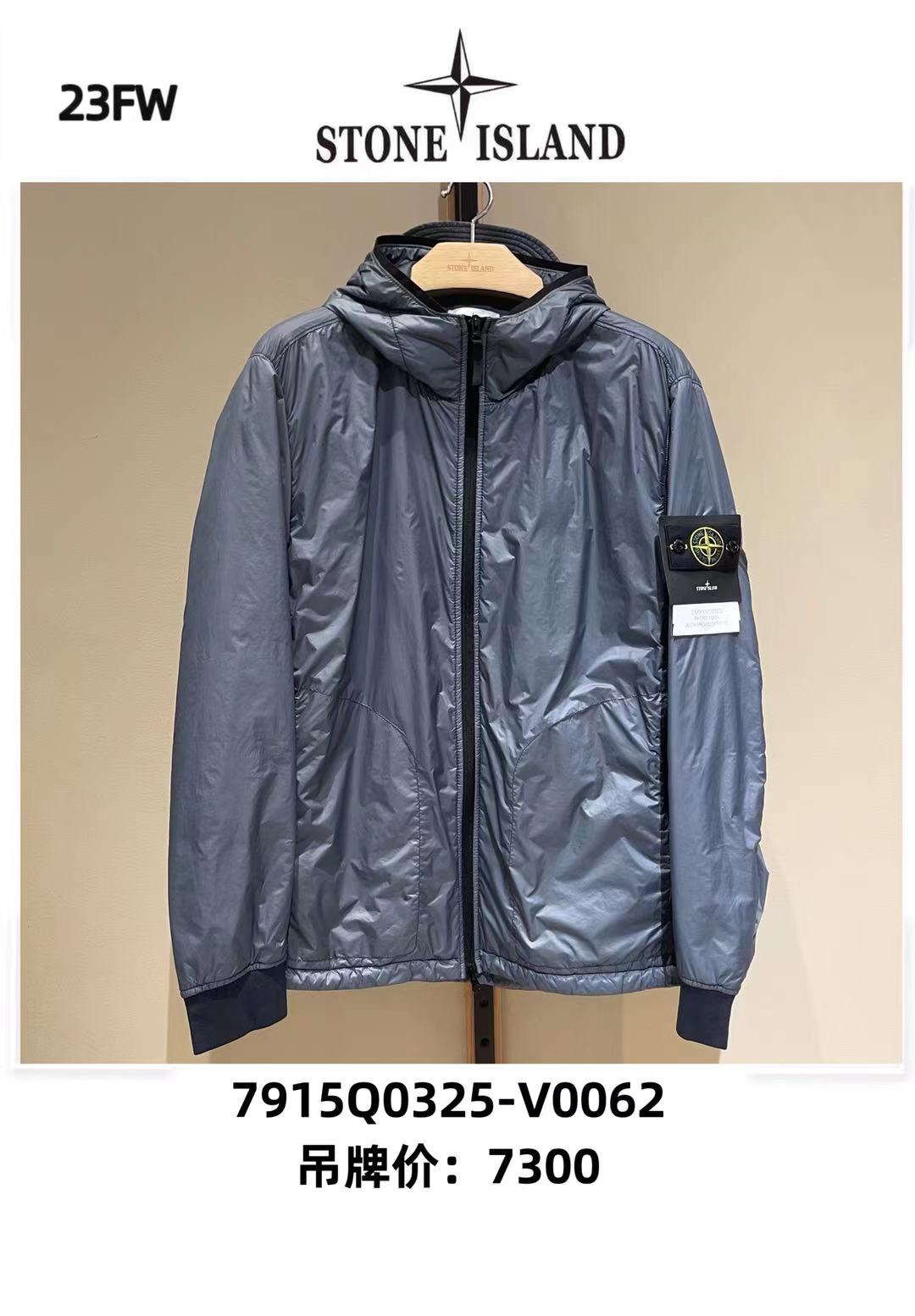 STONEISLAND秋冬新款面料舒适柔软透气！码数MLXLXXL颜色黑色绿色