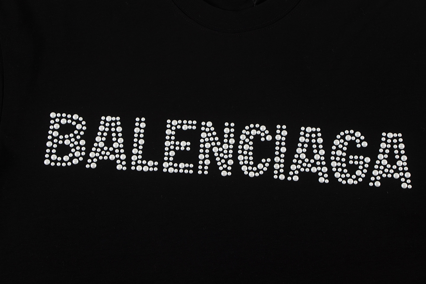 Balenciaga/巴黎世家 26ss 珍珠烫钻圆领短袖 黑白