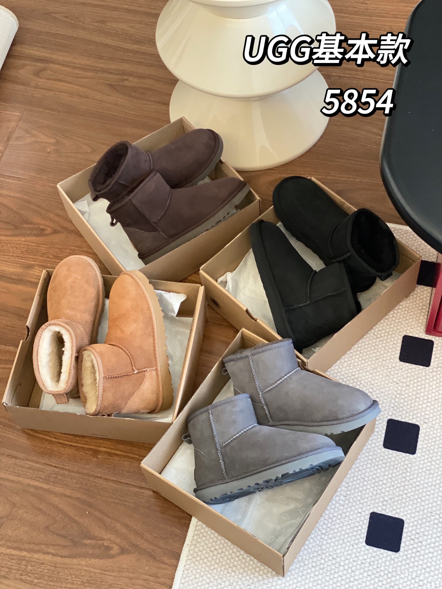 细节图
.
.
.
.
🔥双11预热特惠🔥CX专供 独家纯原
【UGG】原××
基本款一脚蹬   低筒     5854
UGG 2022全新经典基本款女短靴1016222，专柜级品质，羊皮毛一体，专柜最新前薄后翘超软高弹力大底，
⚠️码数：35-40