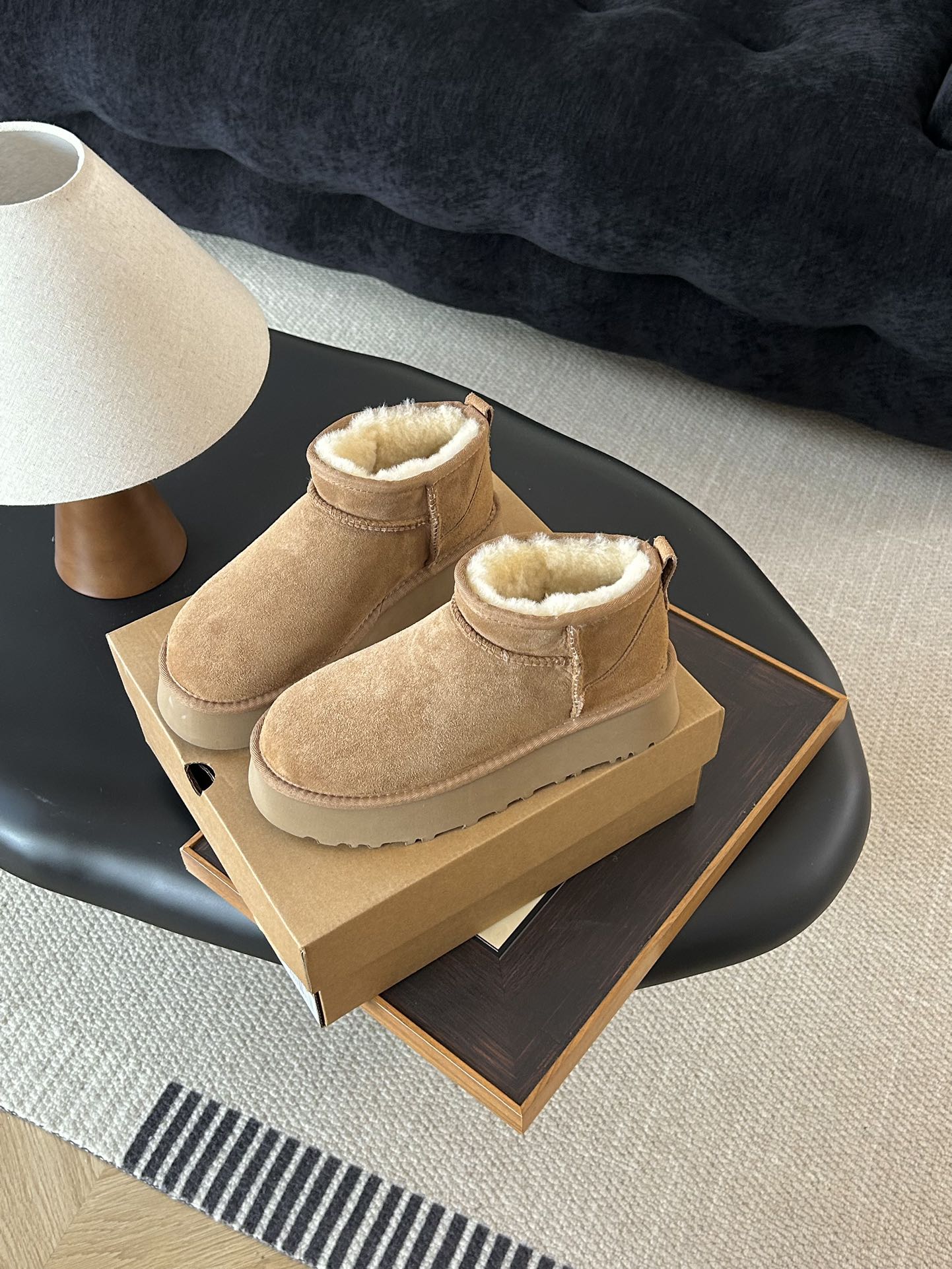 细节图  🔥双11预热特惠🔥CX专供 独家纯原 【UGG】原xx 无标周冬雨mini 厚底3cm 🔥无标周冬雨mini升级厚底小短靴 百分百皮毛一体.防滑大底 颜色:栗色,羚羊棕 )