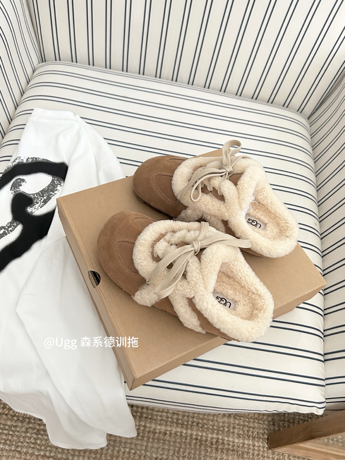 UGG森系德训毛绒绒可爱款休闲拖鞋小众复古时尚 蝴蝶搭配羊毛三色，栗色。咖色。菜籽 ！码数，35-40码