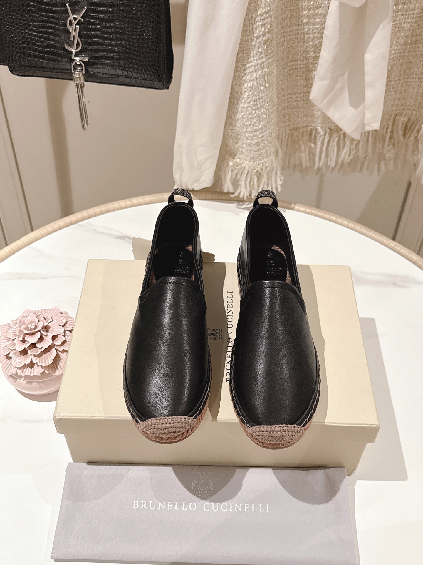 Женские черные слипоны Brunello Cucinelli с текстильным носком