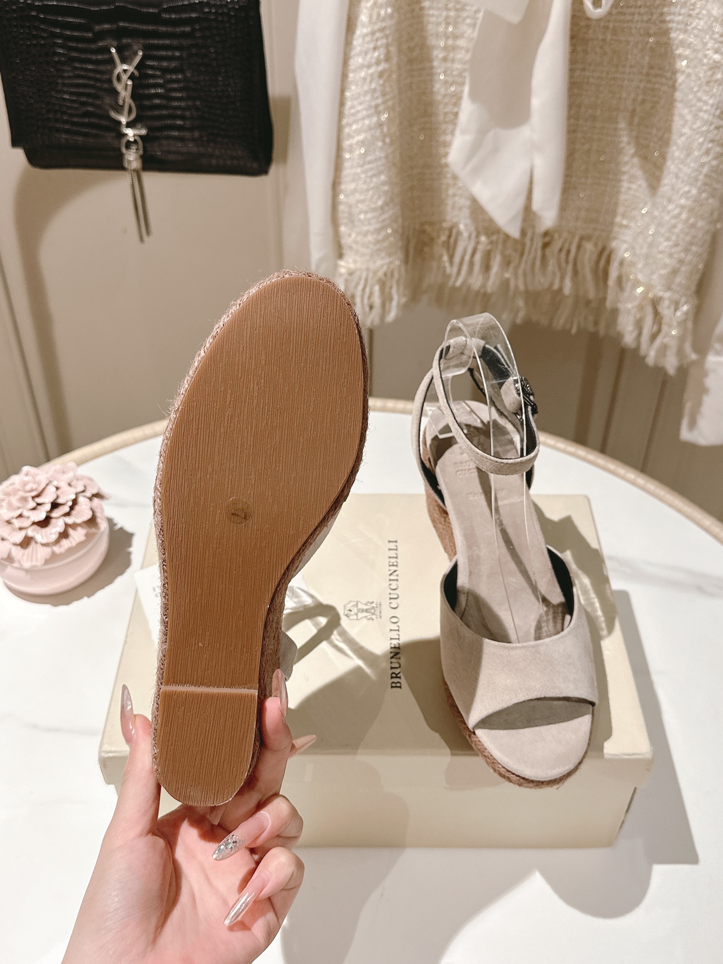 Luxury Brunello Cucinelli BC Sandals: High-Quality Elegance at P750 - 图片 7