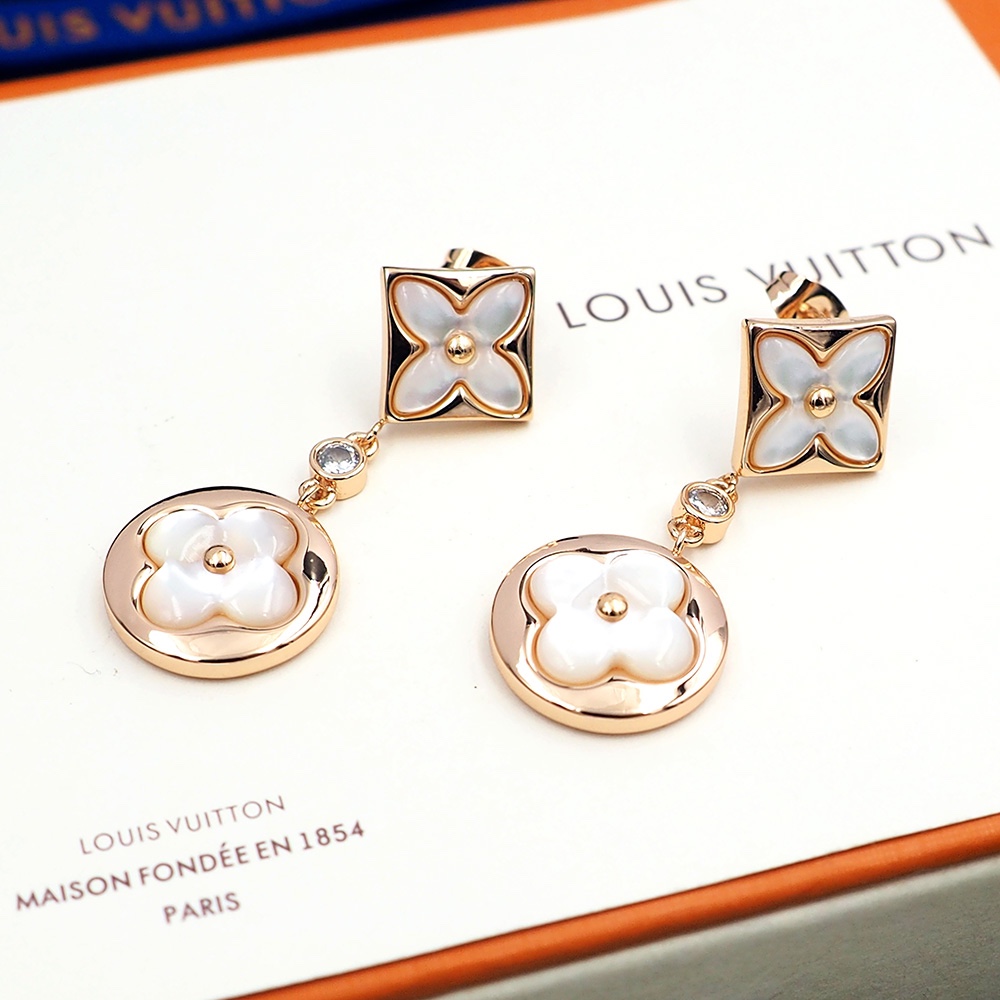 驴家LV路易威登白贝母弧面贝壳2花爆款耳环