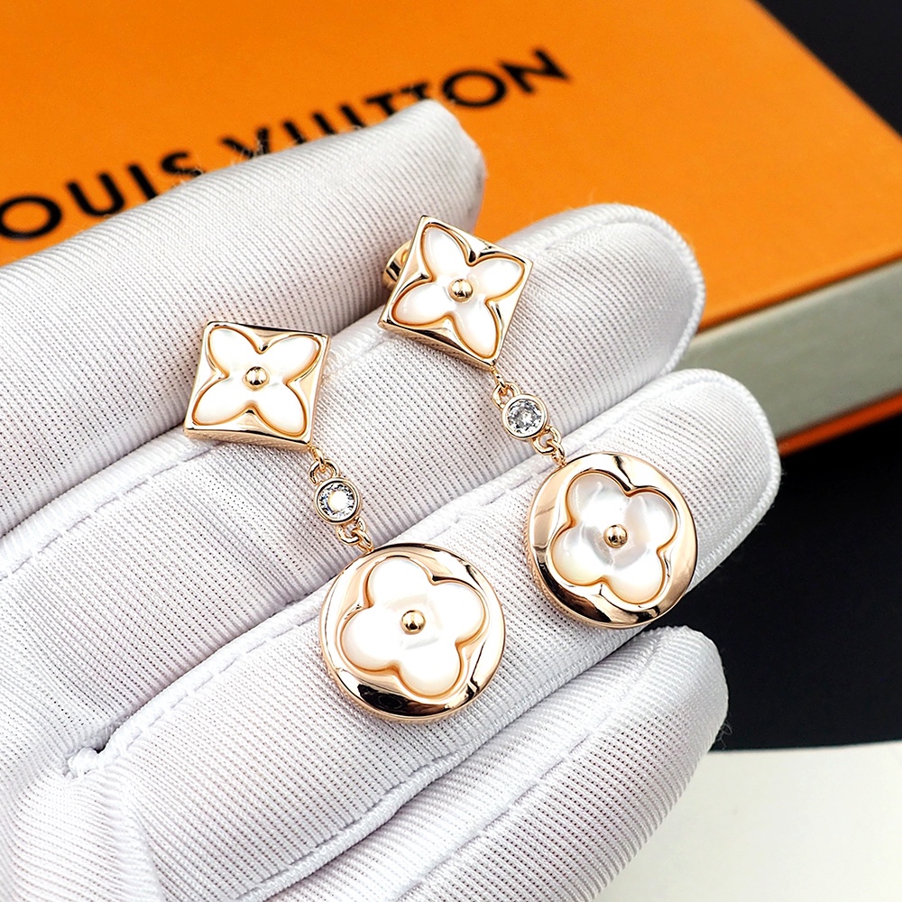 驴家LV路易威登白贝母弧面贝壳2花爆款耳环