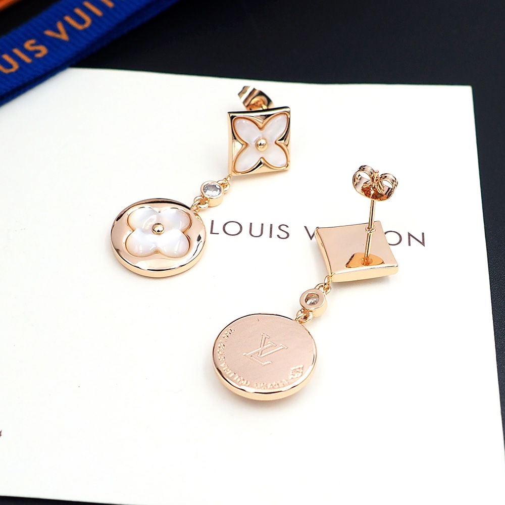 驴家LV路易威登白贝母弧面贝壳2花爆款耳环