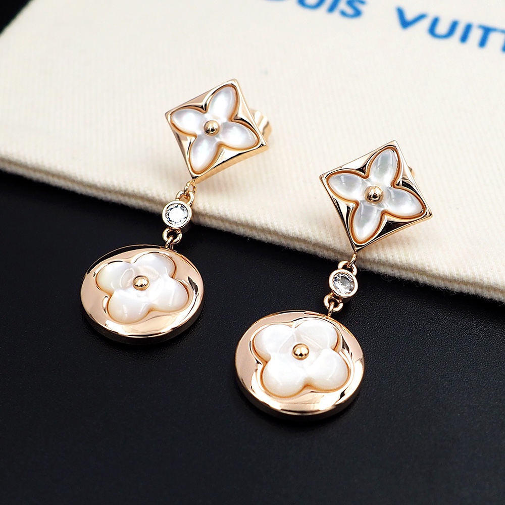 驴家LV路易威登白贝母弧面贝壳2花爆款耳环