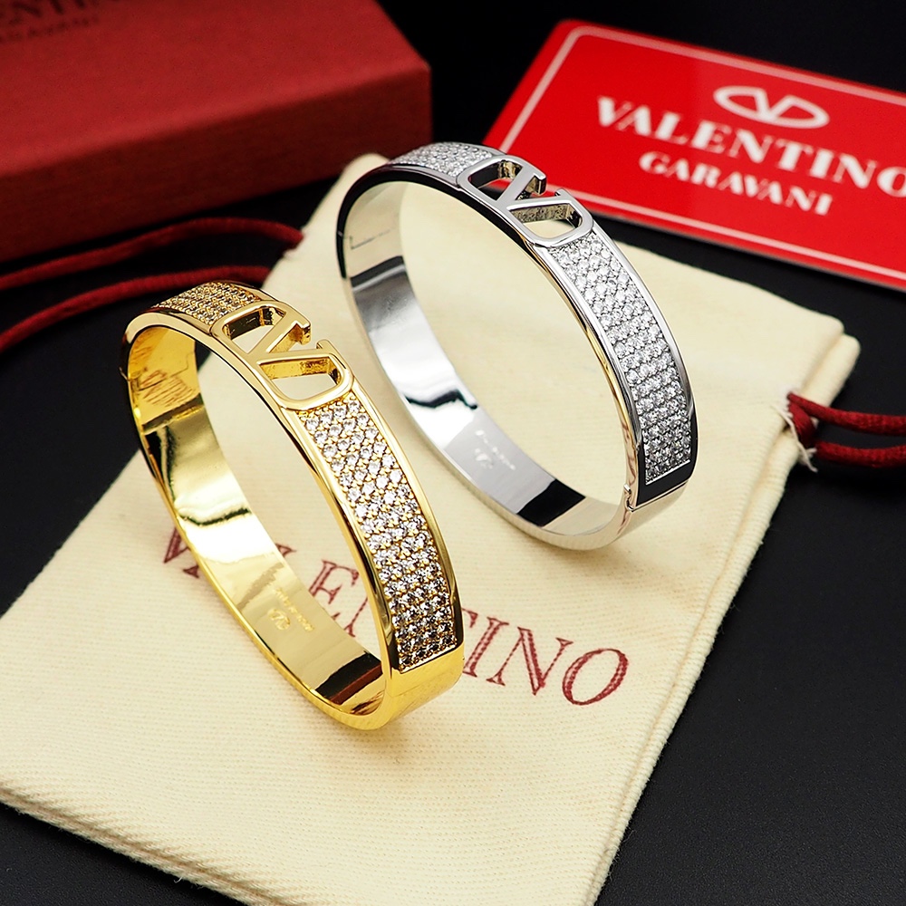 the new valentino is full of drill bracelets - 图片 9