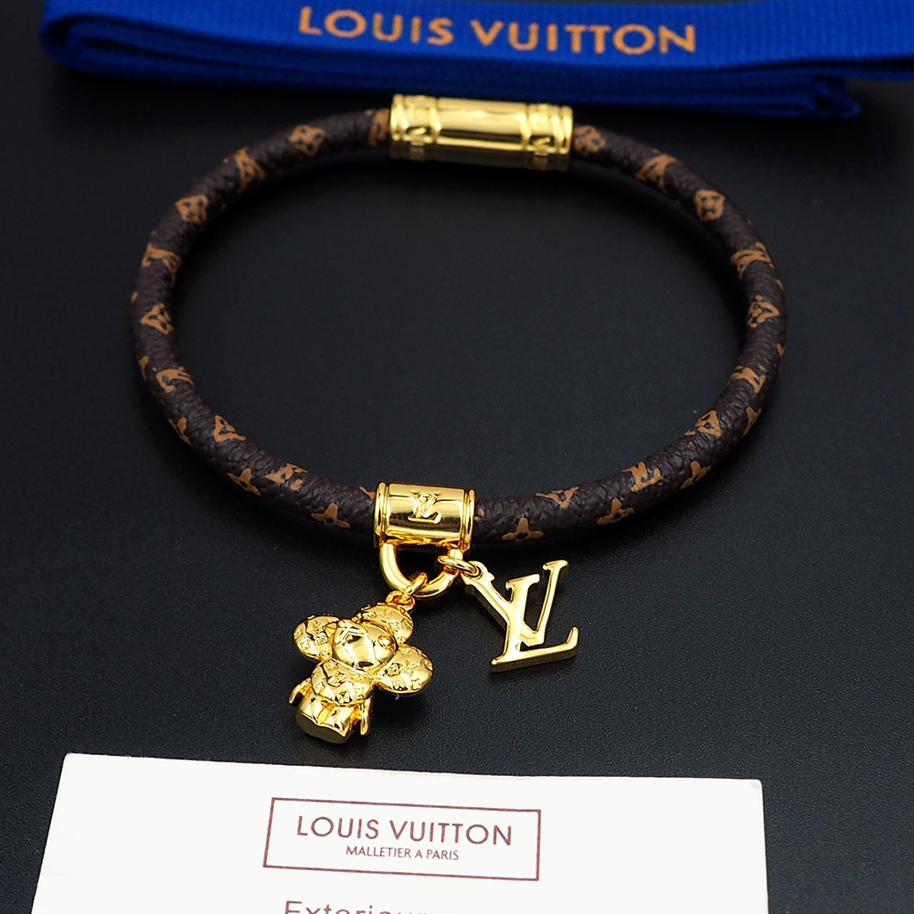 “Vivienne LV Leather Bracelet with Monogram Ecli¥se Canvas and Mascot Placards” - 图片 8