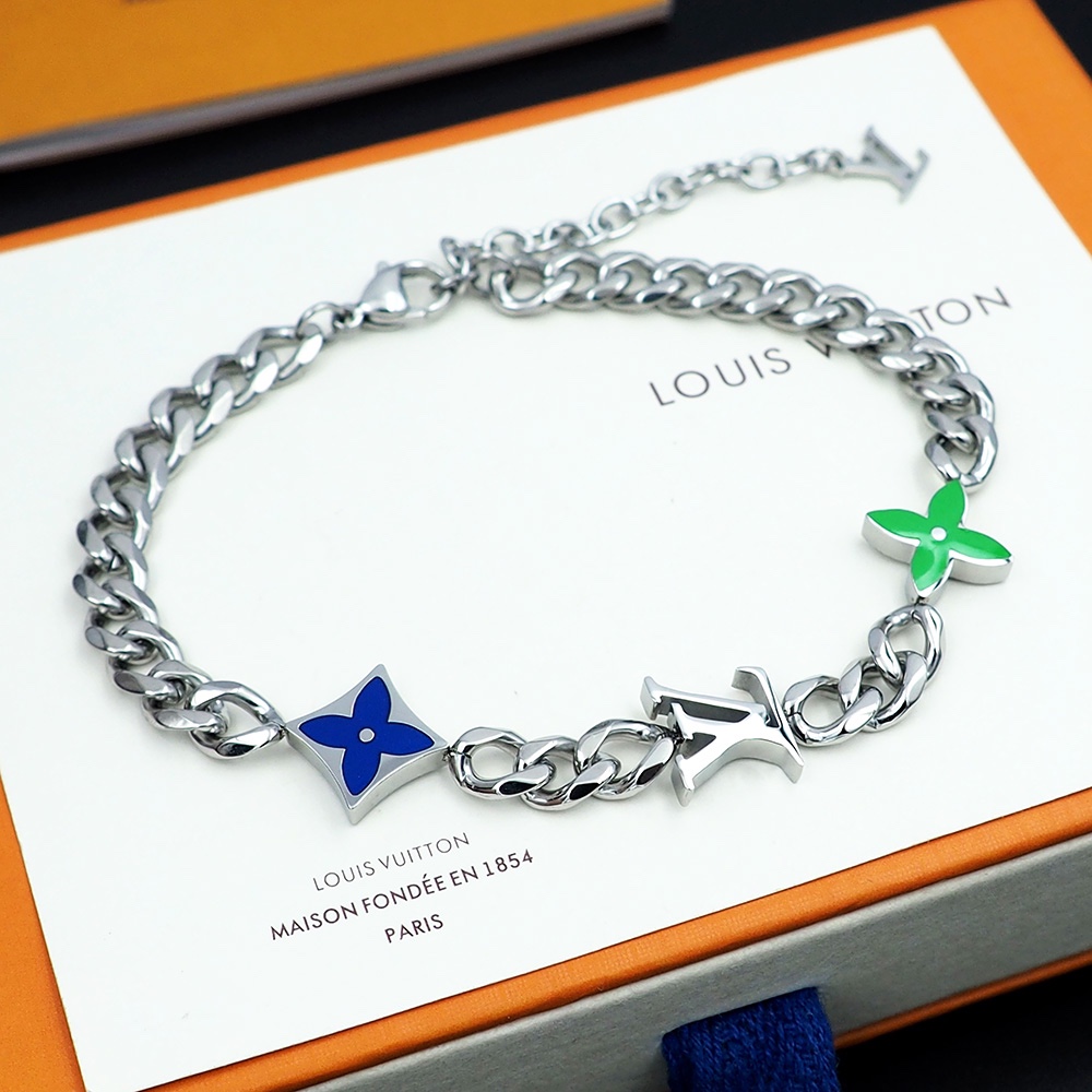 Lvjia Monogram Row bracelet features a metal chain adorned with Binfen - Jewelry 6