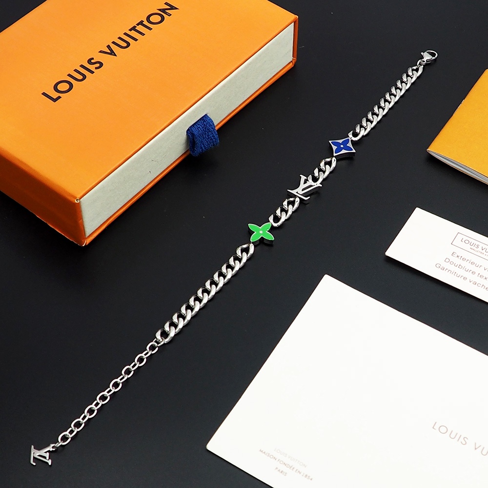 Lvjia Monogram Row bracelet features a metal chain adorned with Binfen - Jewelry 5
