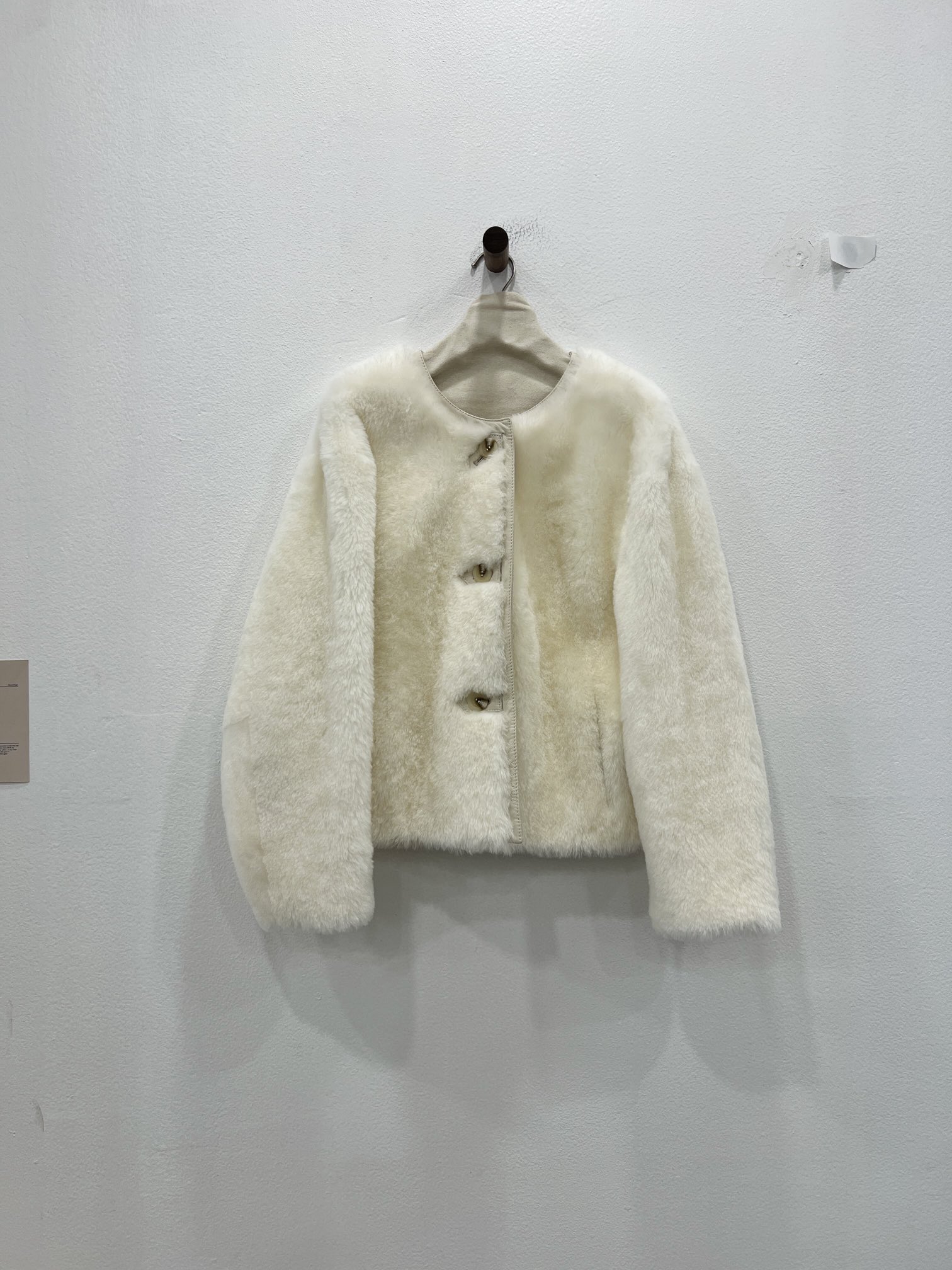 Max Mara Single-Rate Female Suit with New Coat: Melinou Wool, Leather, Weather-Resistant.