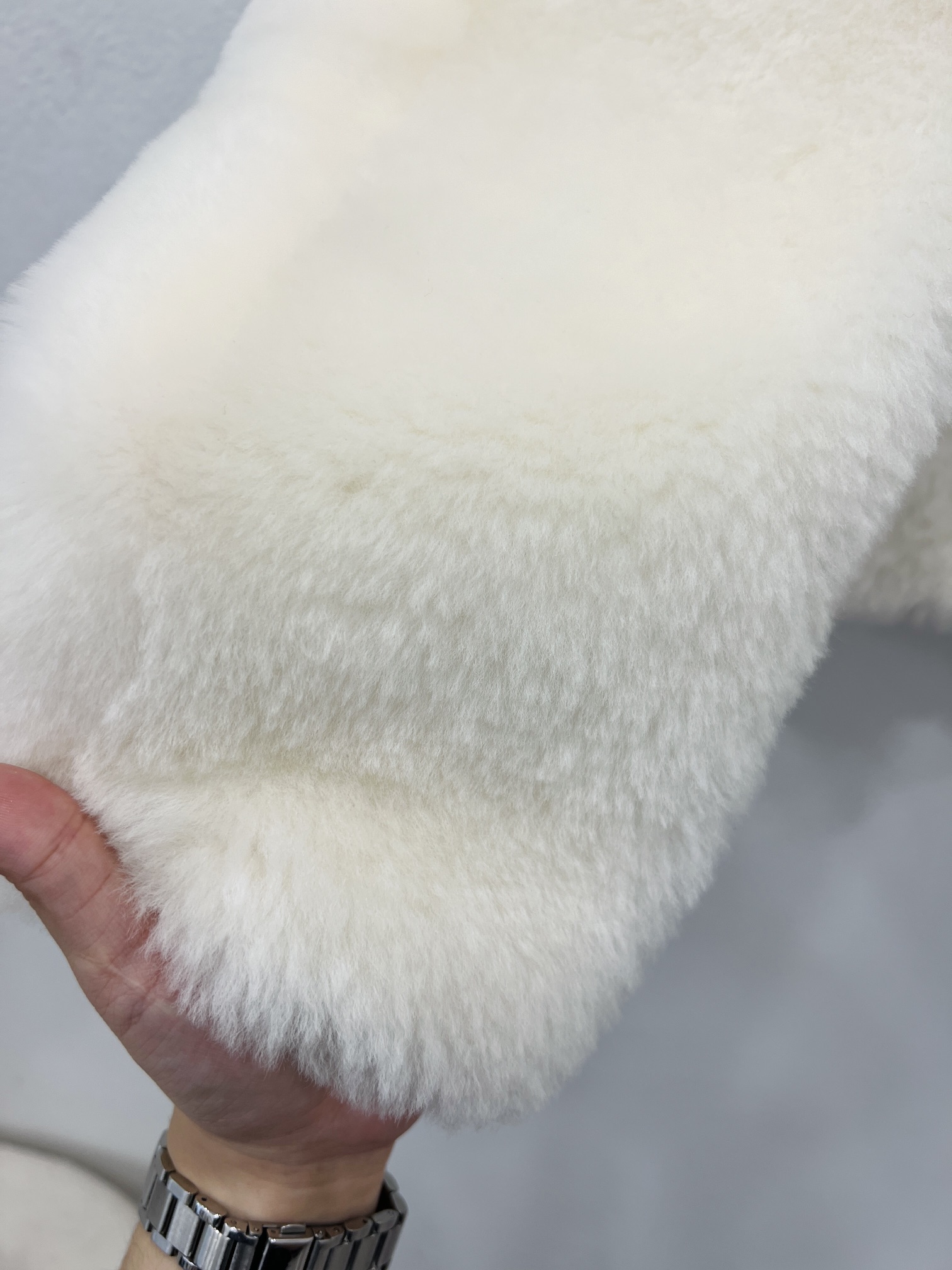Max Mara Single-Rate Female Suit with New Coat: Melinou Wool, Leather, Weather-Resistant. - 图片 5