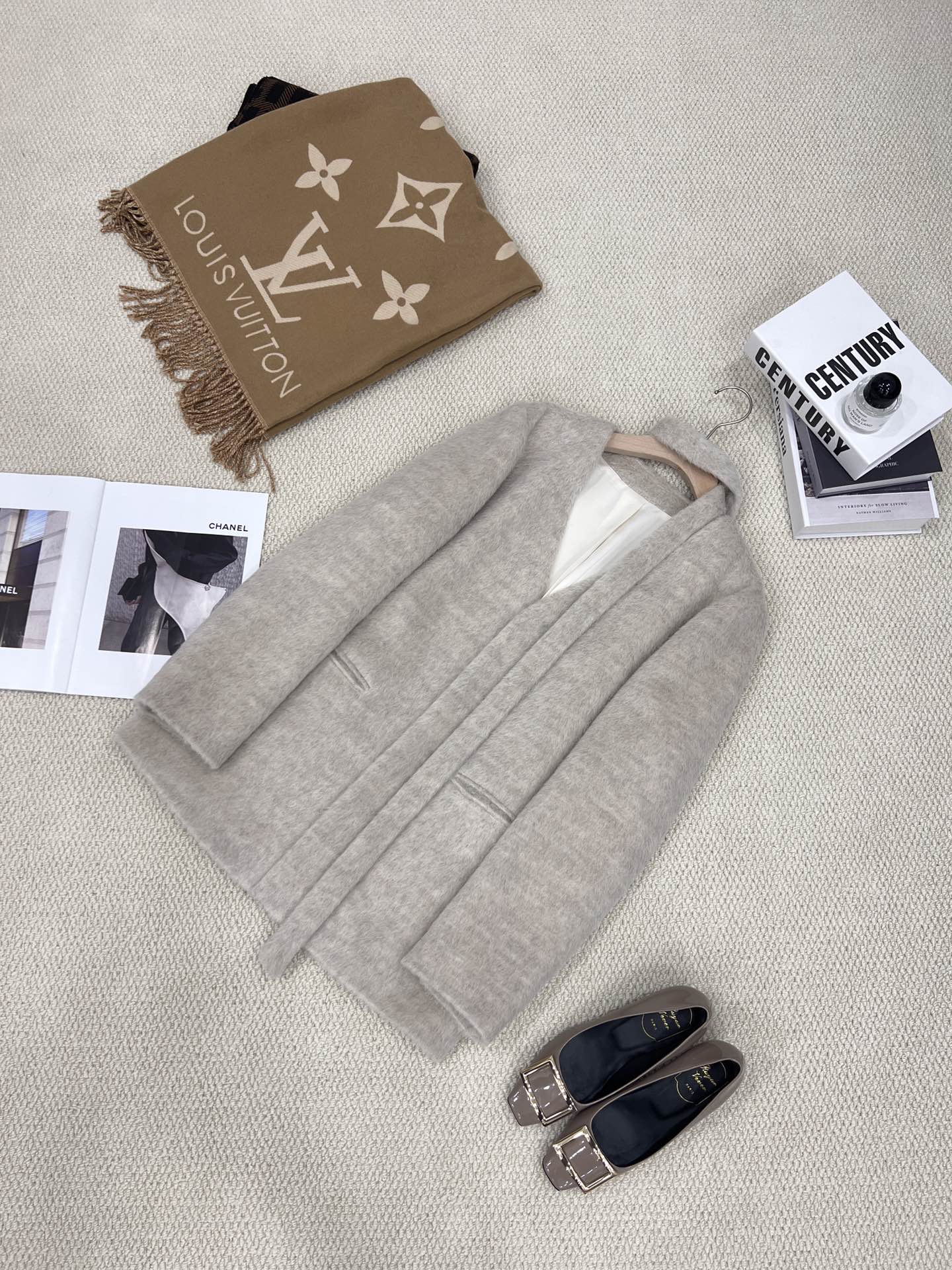 NO:636951,Exclusive original design of kimchi for foreign trade export orders. Oatmeal and apricot details invite you to appreciate them. Gentle and full of tones are easy to wear to create a Korean atmosphere. Minimalist design style is exactly what this complex world needs. It is simple enough to match every piece of clothing in your wardrobe, women's clothing, alexander wang19860909泡菜国外贸出口订单独家原创设计 燕麦杏细节邀您鉴赏 温柔风满满的色调极易穿出韩系氛围感 极简设计风格 正是现在这个复杂世界所需要的 它足够简单搭配你衣橱里每一件衣服,女装,alexander wang,Women's clothing