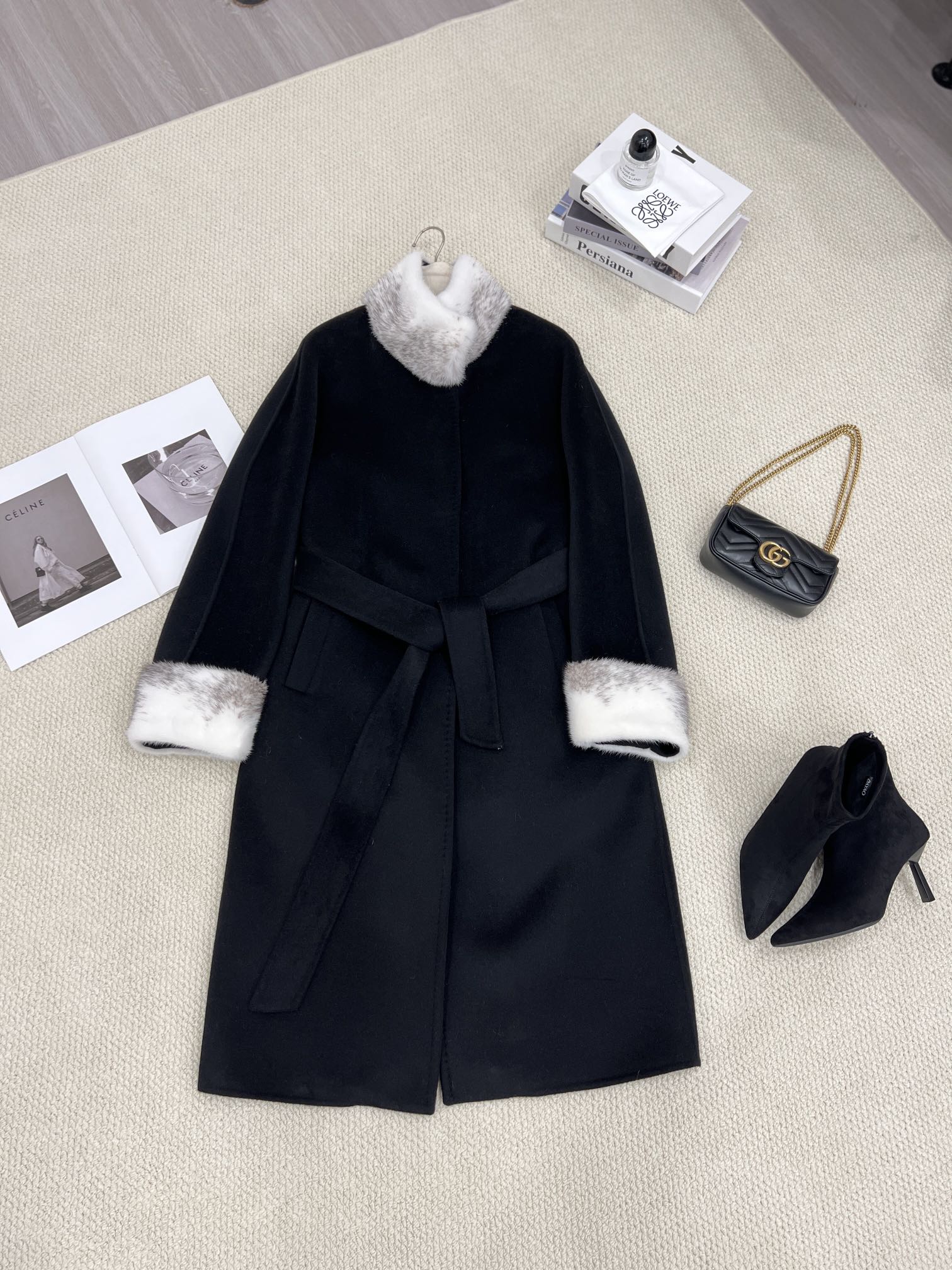 Elegant Women's Wool-Cashmere Blend Coat with Detachable Mink Fur Collar 3 i1757489756 6993 1
