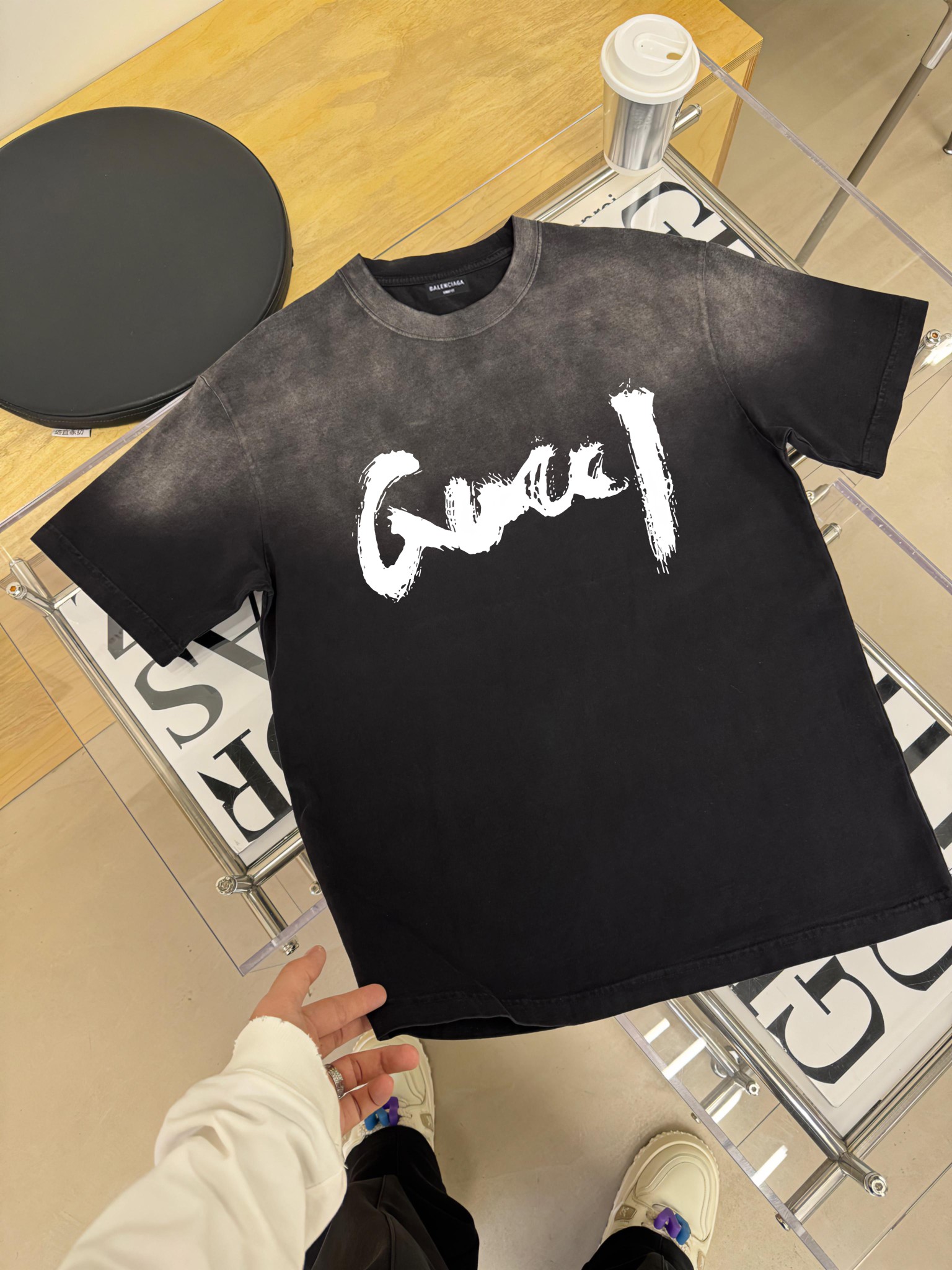 París&gu 2024 nuevo, camiseta de manga corta con estampado individual de lavado ácido americano y desgastado, tela pers…