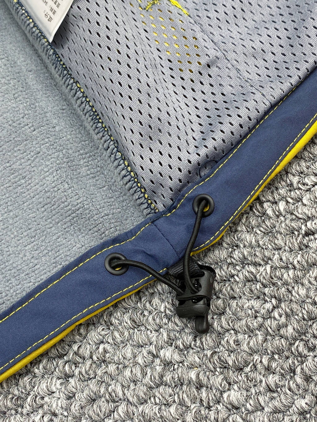 Chaqueta Softshell Arcteryx con Capucha, Logo Bordado, Ideal para Deportes al Aire Libre 28 o 1j4ck5lf012ec1tu317rg18lv1iqsq