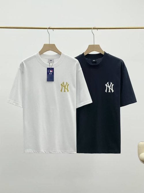 New York Yankees MLB T-Shirt, Relaxed Fit, Cotton Blend, Short Sleeve Tee