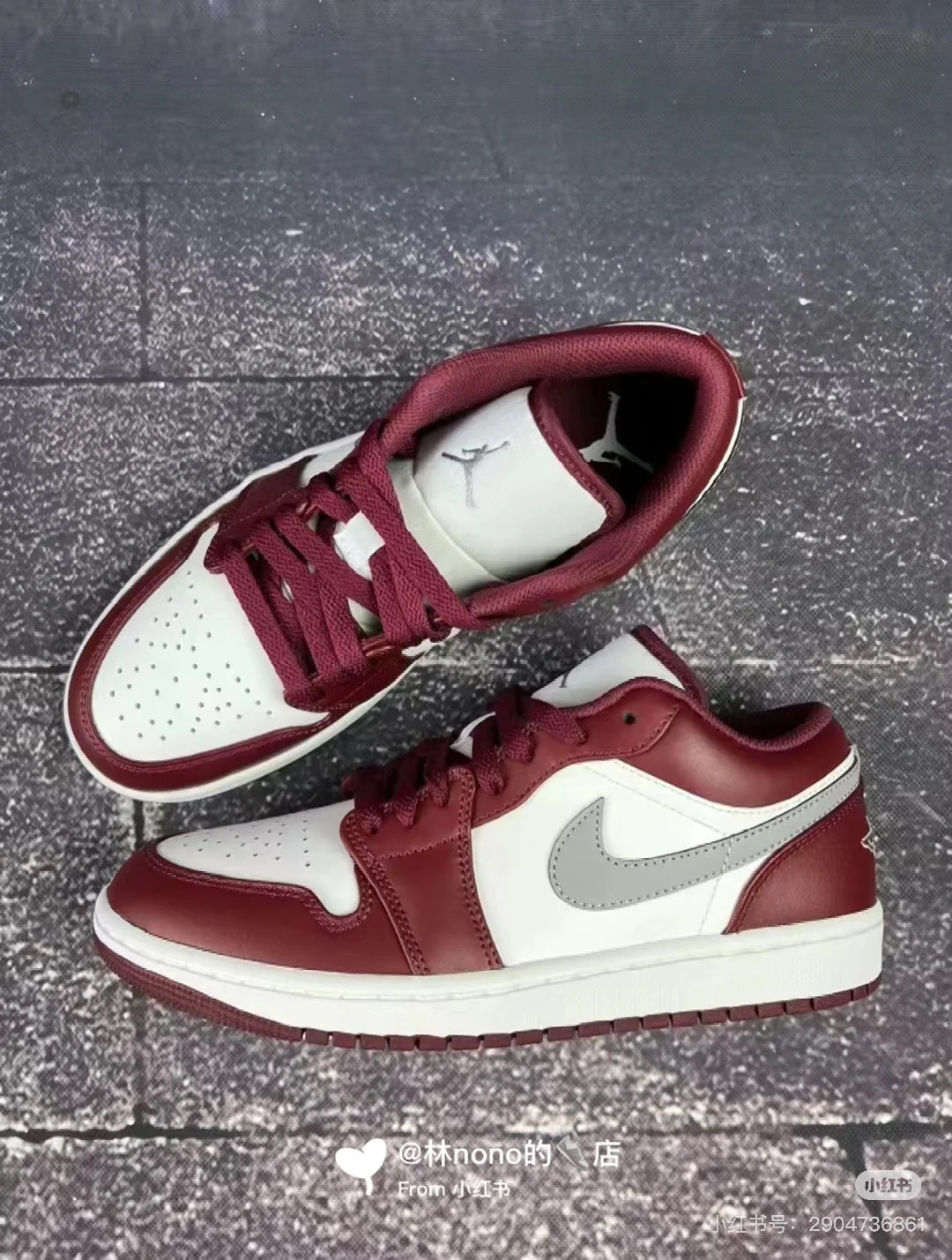 售价:43💰AJ1波尔多红❇️潮流防滑耐磨轻便低帮复古篮球鞋黑红运动休闲经典板鞋关于品质正品保证，澳门专柜代购，正品专柜原包装，吊牌防伪扣都有的，保证全新没有穿过的，做工细节嘎嘎板正。
siz：36-45