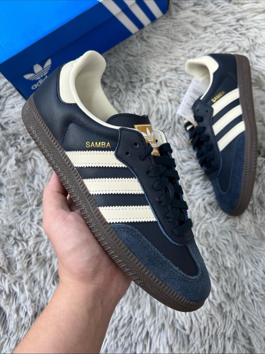 「德训鞋藏色」售价:80💰神秘配色版❇️adidas originals SAMBAOG舒适低帮板鞋 男女同款 藏青色男女同款+全新包邮码数:36-44
颜色:全系颜色都有呢