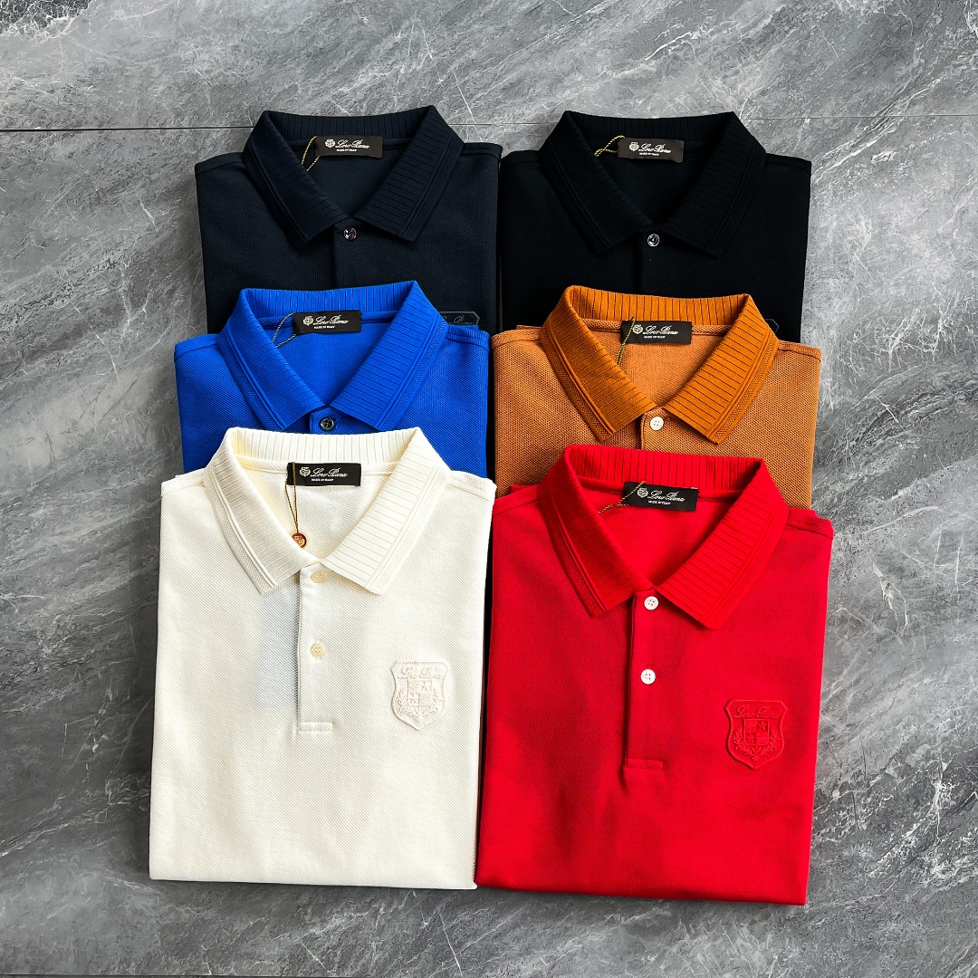 NO:126196,[New Product] Trading company channel products, famous, pure blood quality, original Italian products, new products in early spring 2025!  !  Lo*o Pi*na embroidered logo for men's high-end business casual bead floor cotton long-sleeved lapel POLO shirt!  Fashion with typical Italian style is quite exquisite in fabric selection and craftsmanship. The overall shape has the LP family's strong aesthetic gene chest embroidery logo. It is low-key and luxurious, elegant and noble. Every detail proves the brand's own sense of luxury!  Customers supply high-end materials imported from Egypt, selected high-quality long-length cotton raw materials in the Nile area, and were made by Italian century-old workshops. The fabric attributes are excellent. The mesh structure is delicate, natural and soft, the texture is excellent, the comfort and breathability are perfect, and the touch experience is self-evident!  The details are perfect, with a fashionable three-button design, and the color matching is light and versatile. Each color can interpret a unique styling effect. It highlights temperament and taste. It is a polo POLO shirt that perfectly highlights its high-end elite small-scale business and leisure!  Color black Navy Blue Khaki White Red Size 48 50 52 54 56 Size data 48 Shoulder width 46cm-Bust 100cm-Length 70cm-Sleeve length 63cm 50 Shoulder width 47cm-Bust 104cm-Length 71cm-Sleeve length 64cm 52 Shoulder width 48cm-Bust 108cm-Length 72cm-Sleeve length 65cm 54 Shoulder width 49cm-Bust 112cm-Length 74cm-Sleeve length 66cm.,,loro piano,alexander wang19860909【新品】贸易公司渠道臻品,系出名门,纯正血统品质,意大利原产出品,2025年早春新品！！ Lo*o Pi*na刺绣标识男士高端商务休闲珠地棉长袖翻领POLO衫！颇具意大利典型风格的时装,在面料选取和工艺方面都相当考究,通体的造型有着 LP 家族强烈的美学基因胸前刺绣LOGO,低调且奢华,优雅且高贵,每一个细节都在力证品牌自身的高级感！客供埃及进口高级物料,甄选尼罗河区域光照极好的上等长绒棉花原料,经过意大利百年工坊定织定染而成,面料属性皆为上乘,网眼结构细腻自然柔软,肌理光泽性极好,舒适性与透气性完美兼备,触感体验不言而喻！细节完美如斯,时尚三扣设计,配色轻熟万能百搭,每色都可诠释出别具一格的造型效果,非常凸显气质和品位的一款马球POLO衫,都市高端精英小资商务与休闲完美兼备！ 颜色黑色 藏青色 蓝色 卡其色 白色 红色 尺码48 50 52 54 56 尺码数据 48码肩宽46cm-胸围100cm-衣长70cm-袖长63cm 50码肩宽47cm-胸围104cm-衣长71cm-袖长64cm 52码肩宽48cm-胸围108cm-衣长72cm-袖长65cm 54码肩宽49cm-胸围112cm-衣长74cm-袖长66cm.,,loro piana,alexander wang,Men's clothing