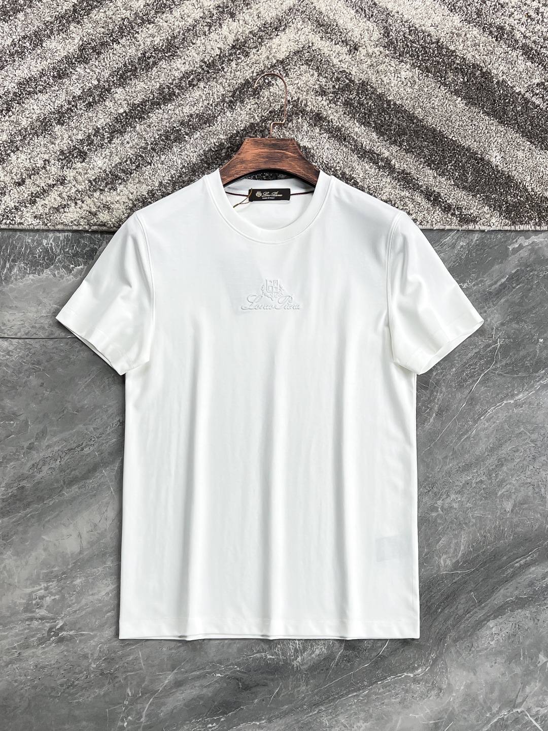 NO:119737,White details~,alexander wang19860909白色细节~,,alexander wang,Men's clothing