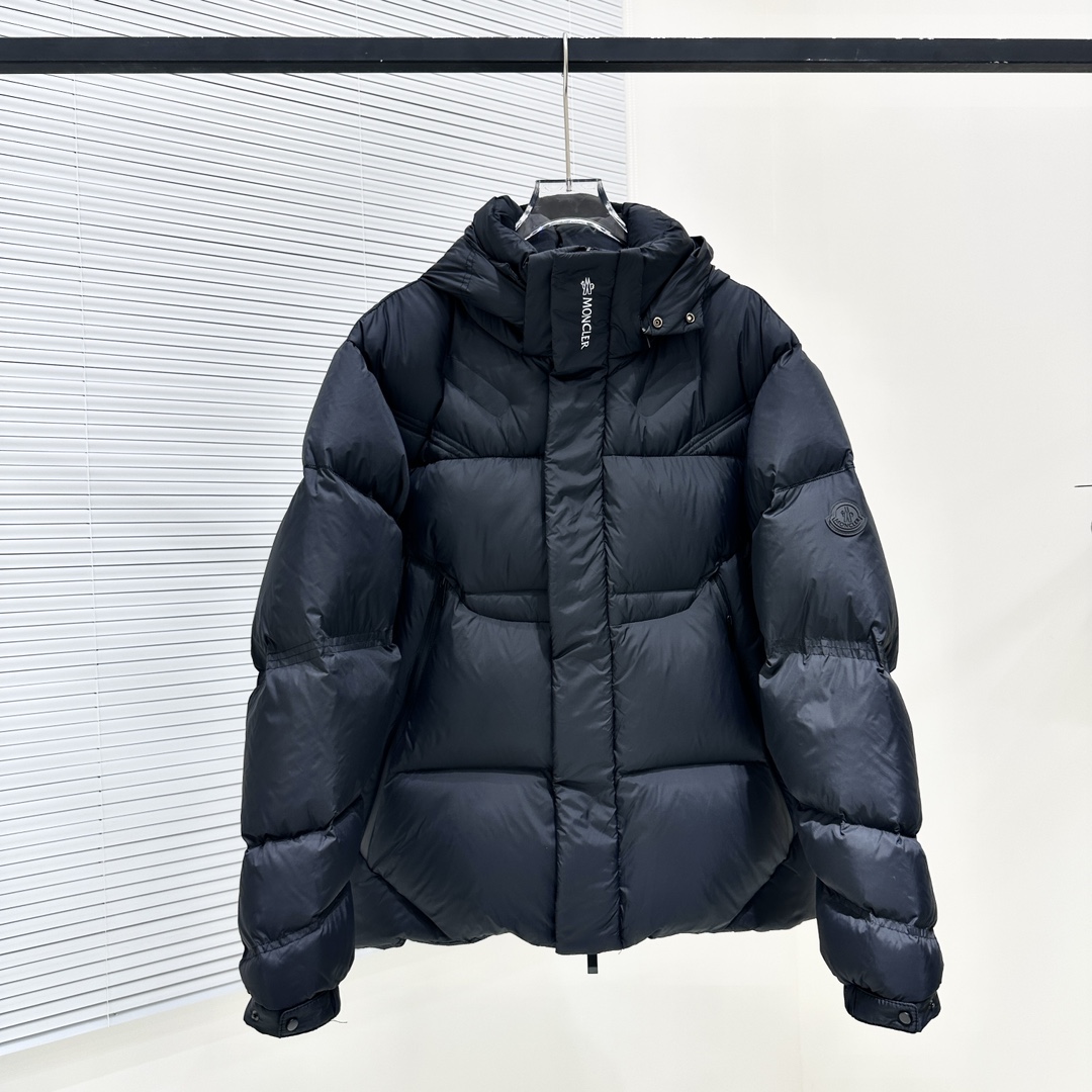 Moncler Jarama 短款羽绒服 - 軽量・防水・プレミアムダウン