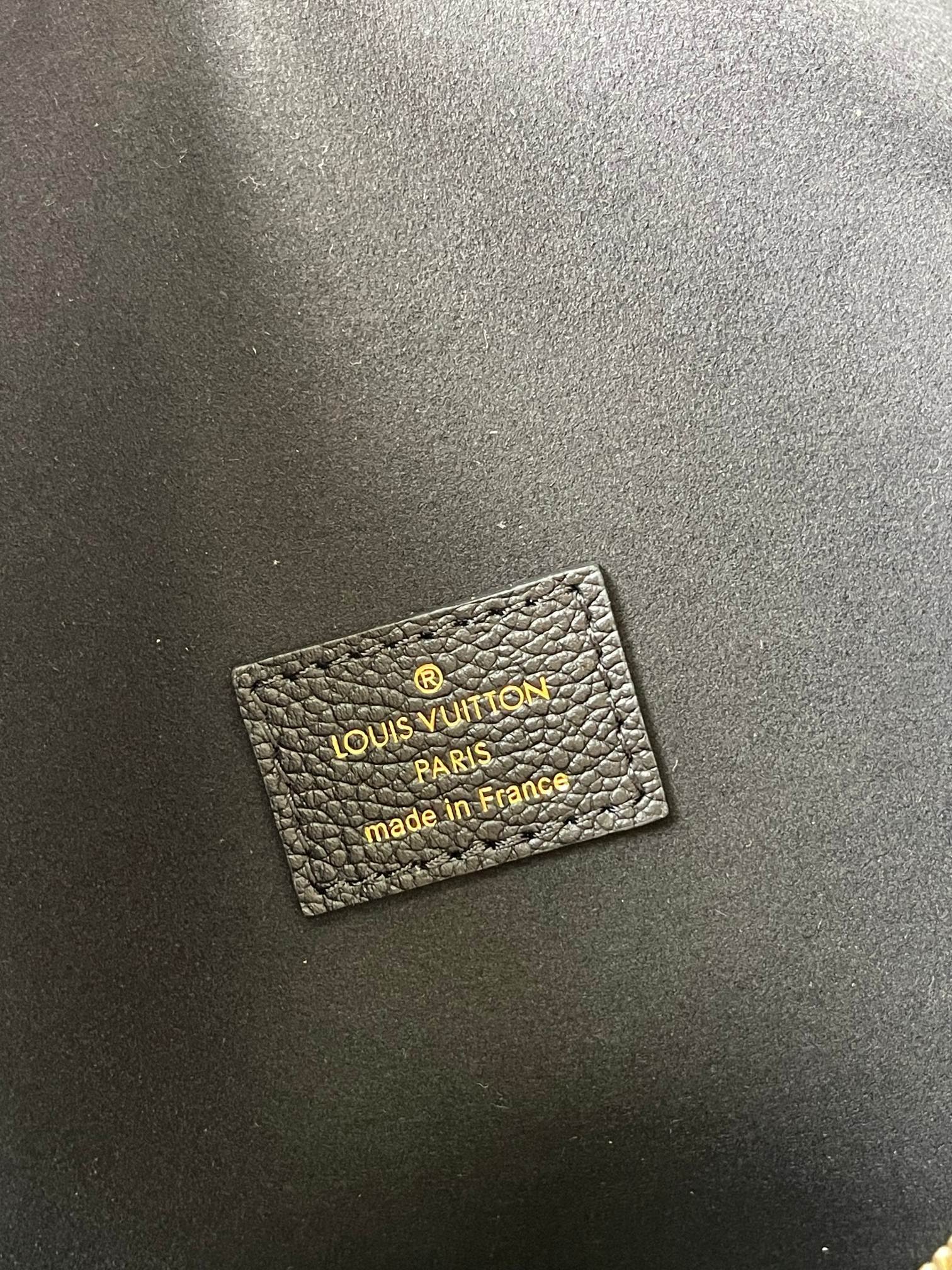 顶级原单独家实拍M46725黑色全皮月亮包系列本款LoopHobo手袋选用柔软MonogramEmpre