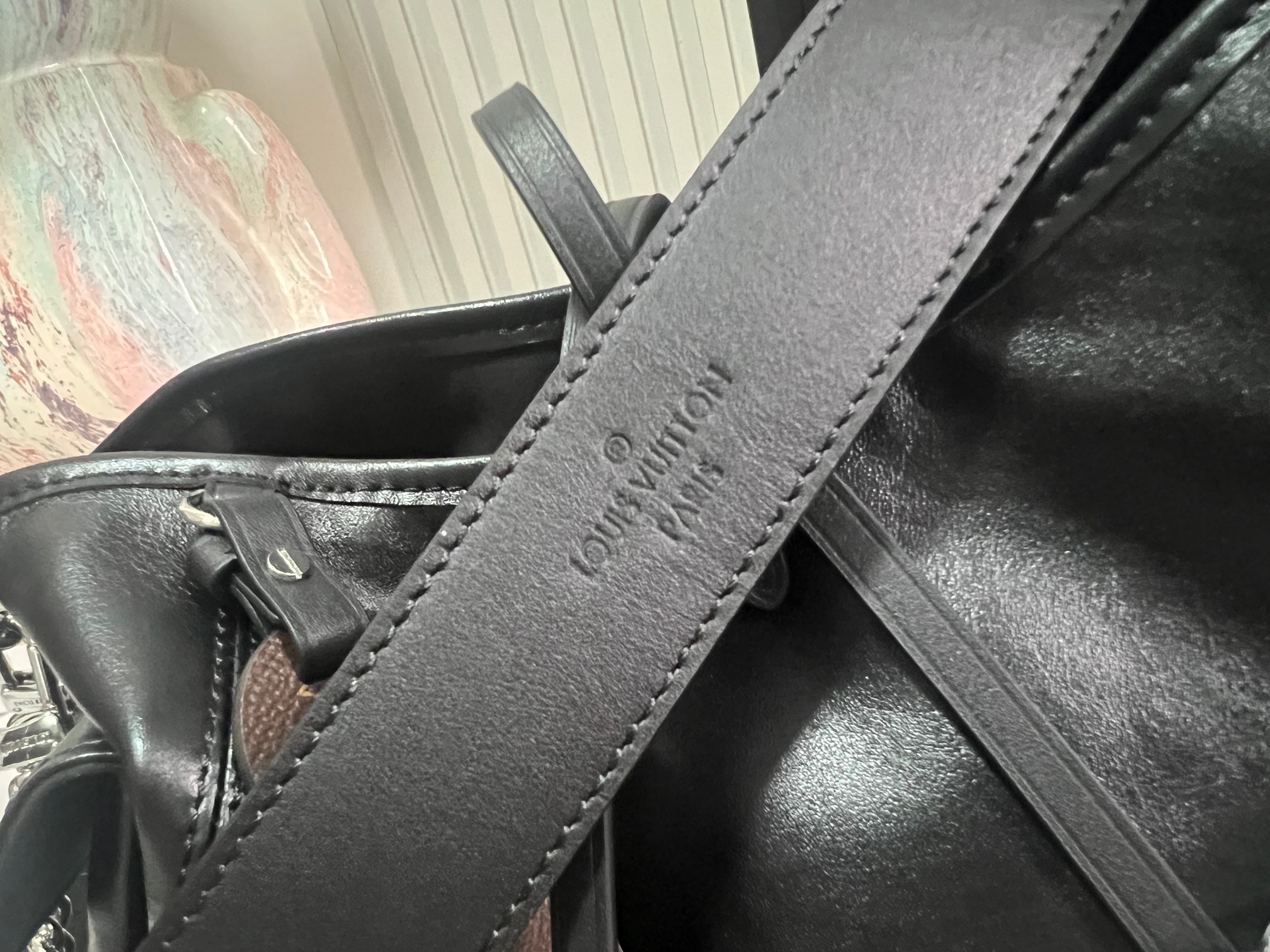 顶级原单独家实拍M24861黑色全皮购物袋系列CarryAllCargo小号手袋M46203以柔软羊皮革