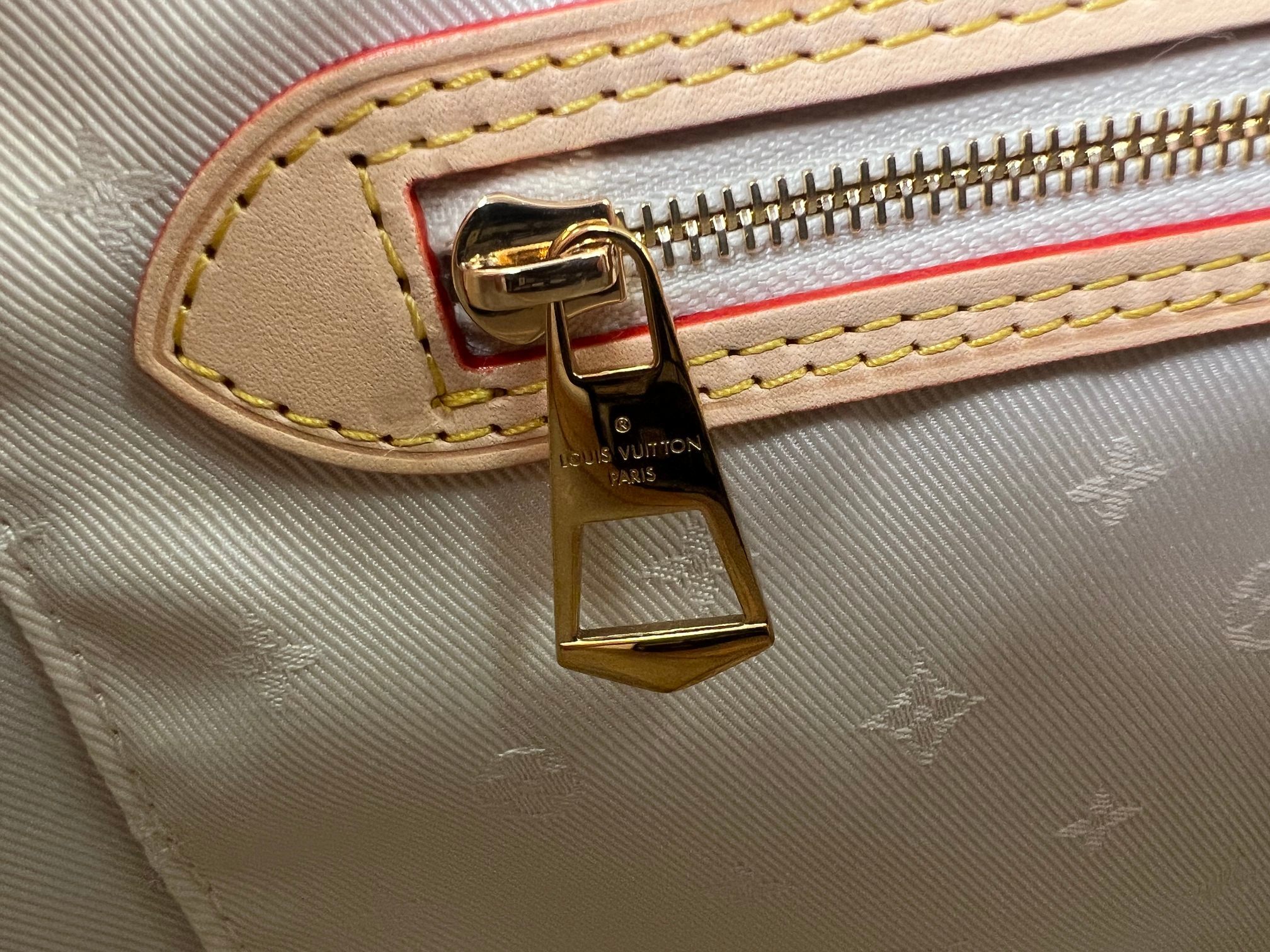 顶级原单独家实拍M24905白色牛仔购物袋系列NeverfullMM手袋航海系列这个宽敞的Neverfu