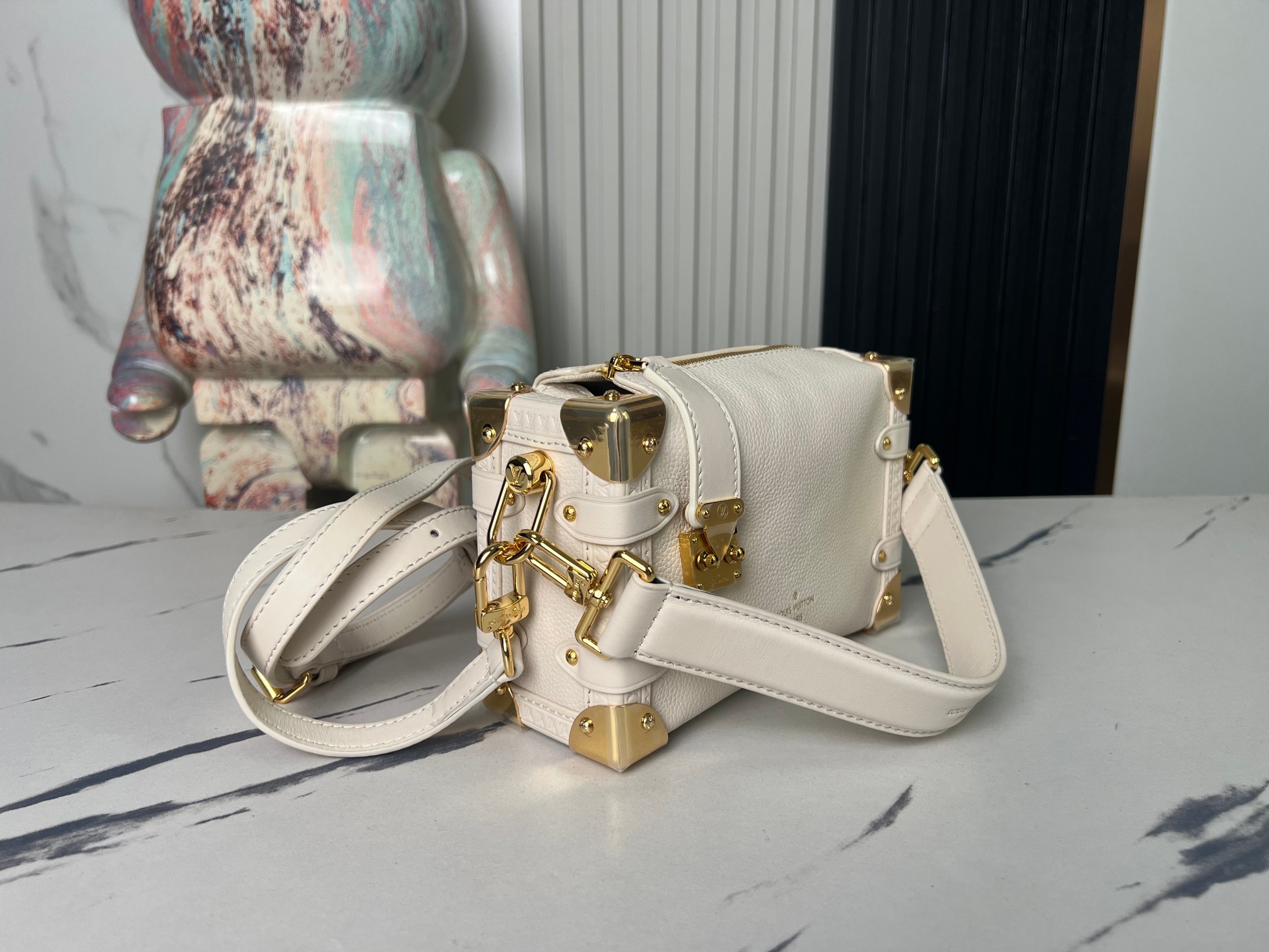 【顶级原单 独家实拍】M23817米白 M23915 全皮软盒子系列Side Trunk 小号手袋 M2