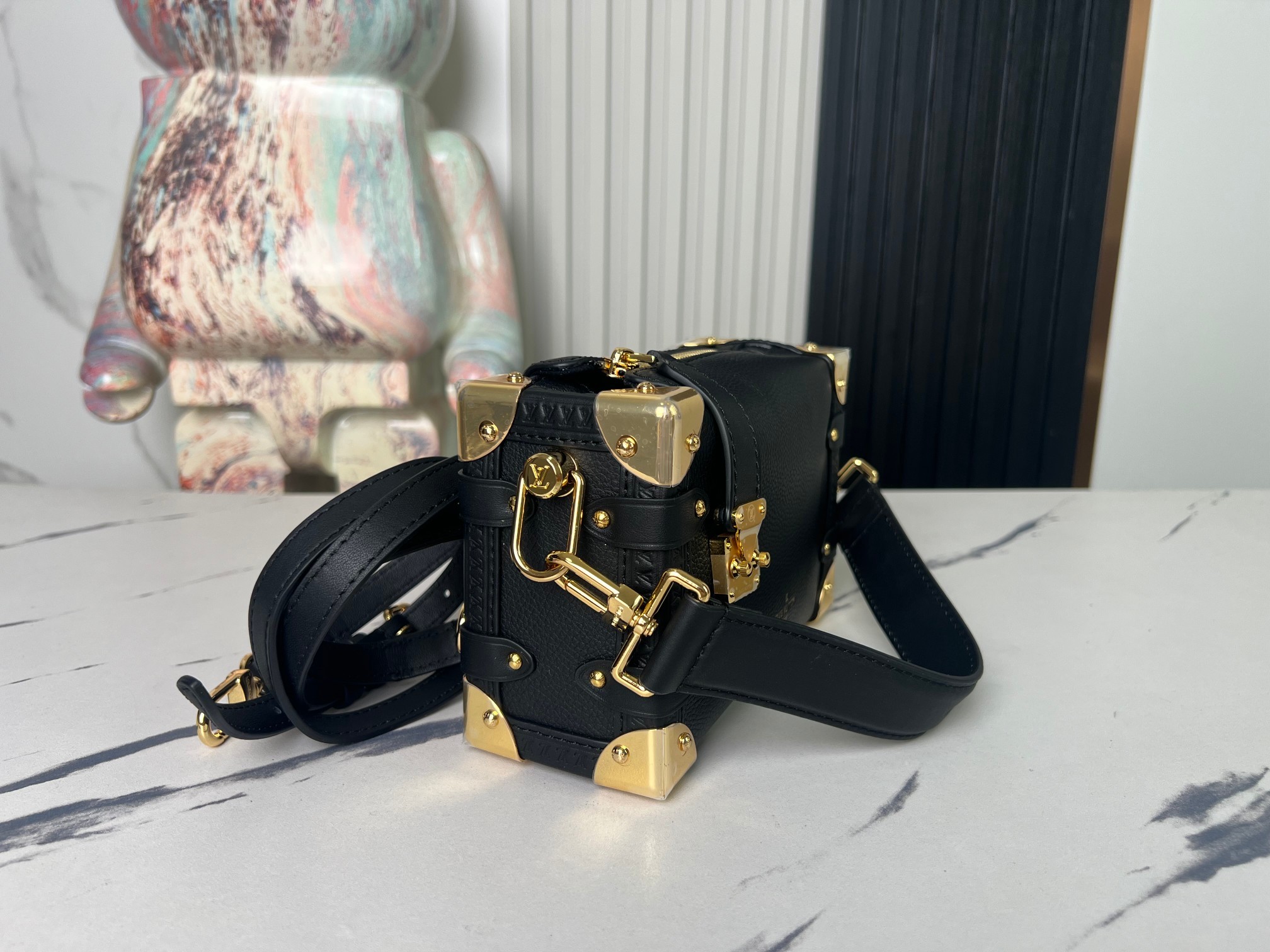 【顶级原单 独家实拍】M23817黑色 全皮软盒子系列 Side Trunk 小号手袋 M23915 灰